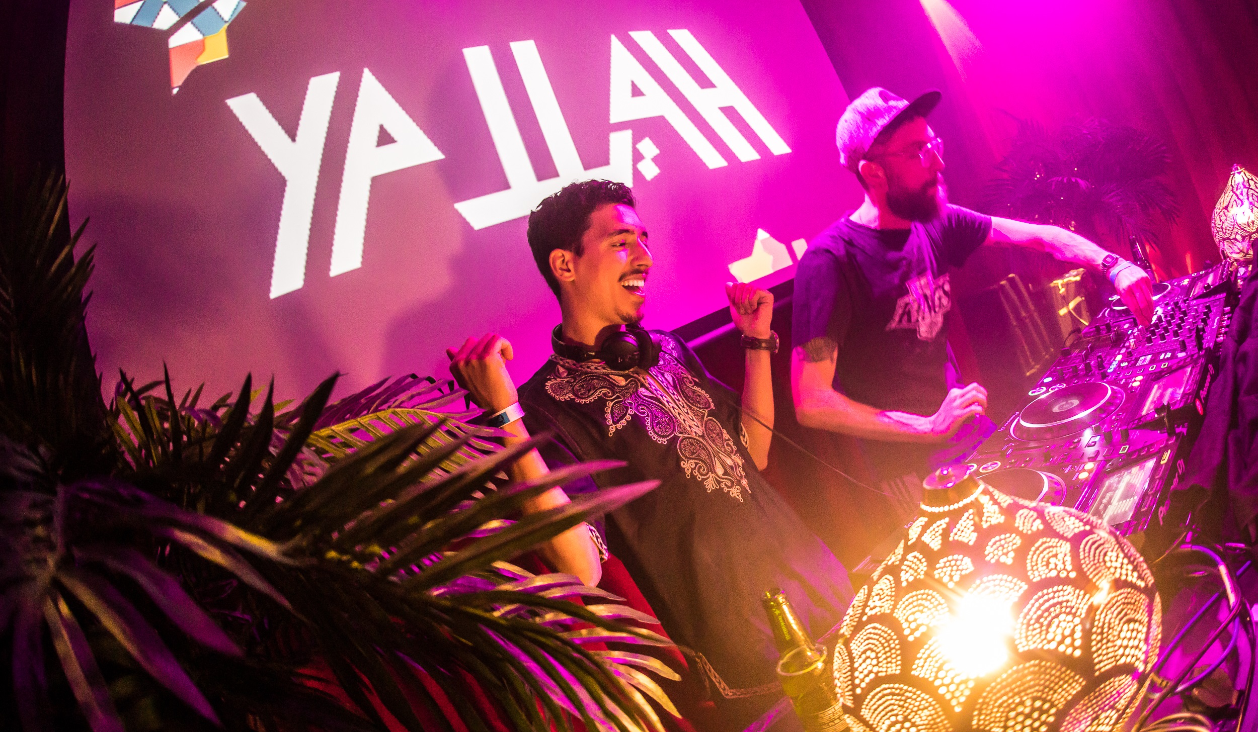 Castro, Ken Vila & DaVinci (live) & Yallah! Yallah! DJ's